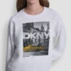 Bluza DKNY z logo taksówki z Cyrkoniami