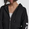 Bluza z kapturem i zamkiem na całej długości z foliowym logo