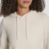 Bluza z kapturem z przędzy piórkowej, ze sznurkami i logo w tym samym kolorze