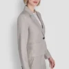 Krótka marynarka z jednym guzikiem
