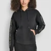 Luźna bluza z kapturem z logo z cyrkoniami na rękawach
