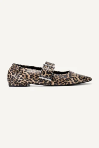 Płaskie Buty Cormic z klamrami