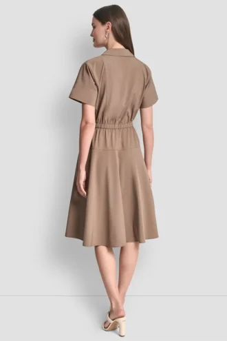 Sukienka koszulowa midi o kroju fit & flare