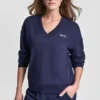 Sweter z dekoltem w serek i metalicznym logo