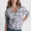 Sweter z dekoltem w serek i nadrukiem logo