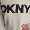 Swetry z logo z cekinami