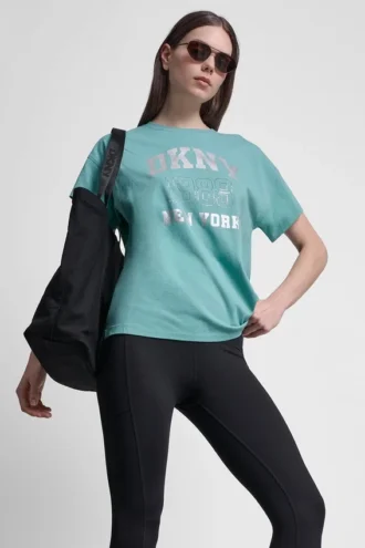 T-shirt z logo DKNY 1989 i ćwiekami