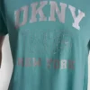 T-shirt z logo DKNY 1989 i ćwiekami
