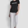 T-shirt z metalicznym haftowanym logo